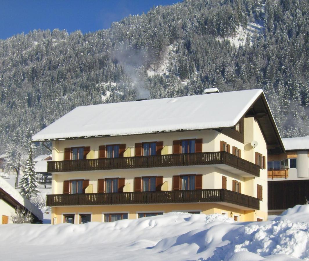 Hotel Haus Alpenfriede à Weissensee Extérieur photo