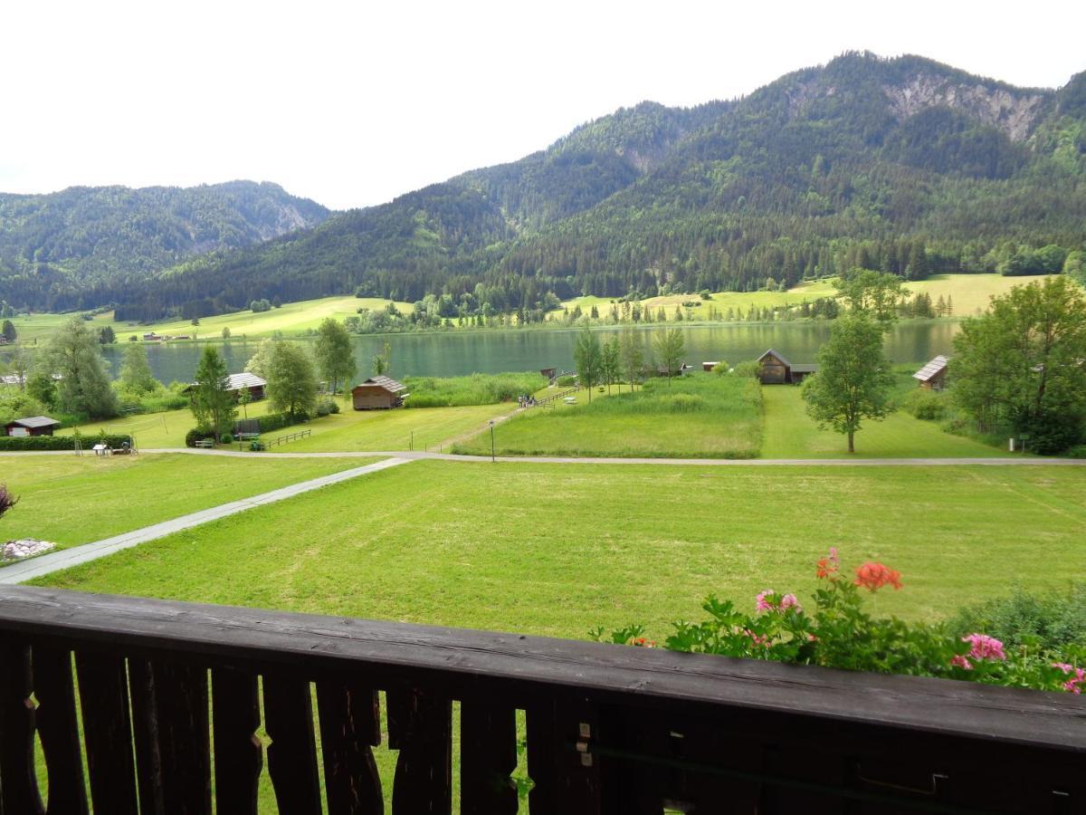 Hotel Haus Alpenfriede à Weissensee Extérieur photo